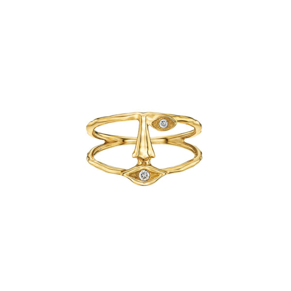 Features Diamond Ring
